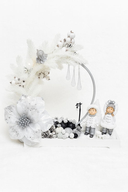 Silver Winter Aurora – Aranjament de Crăciun Elegant în Tonuri de Alb Cristalin, Argint Strălucitor și Accente Înghețate